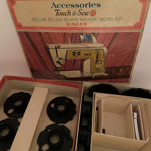 Vintage Singer Touch & Sew Accessories Kit for Deluxe Zig-Zag Sewing Machine 635 - Picture 5 of 6